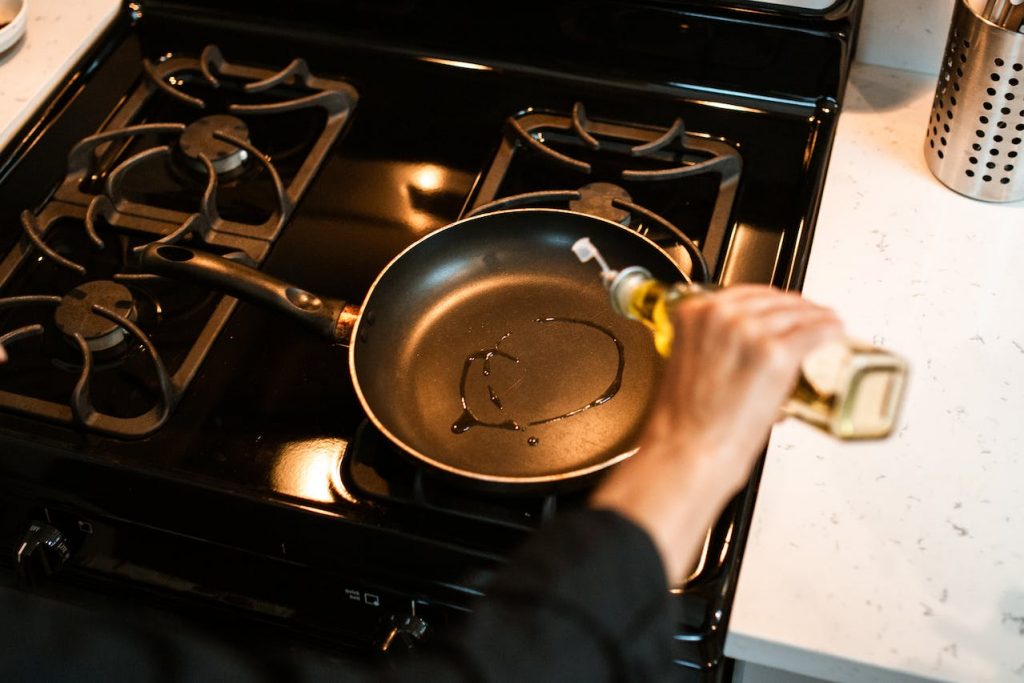 Memaksimalkan Penggunaan Minyak Goreng: Kiat Kreatif untuk Inovasi Dapur