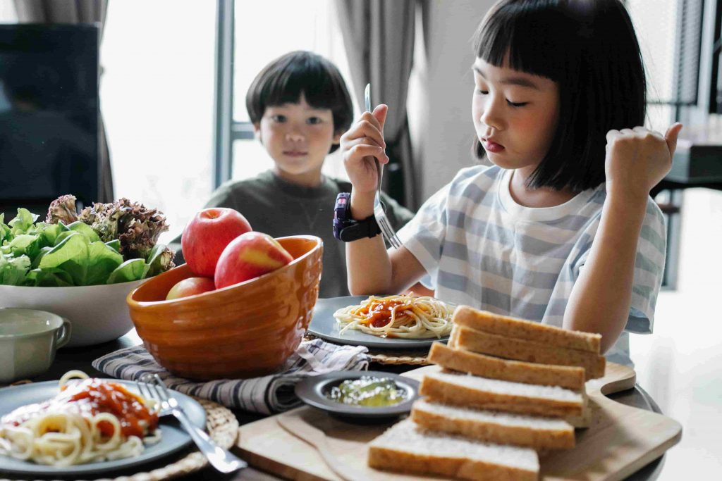 Menjaga Kandungan Gizi dalam Hidangan Anak-anak dengan Bahan Beras Premium
